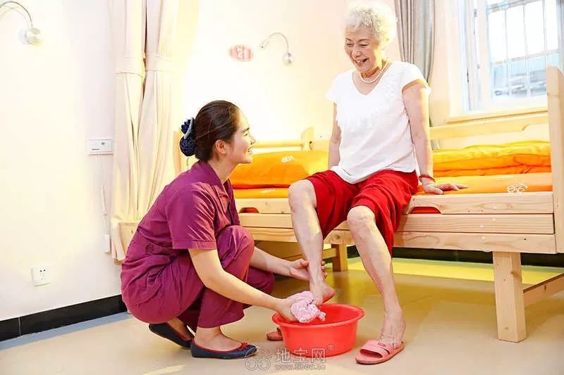 家庭服务与菲律宾电影：一场跨文化的交流盛宴